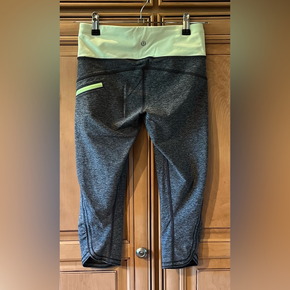 Lululemon Run A Marathon Crop Legging - Picture 4 of 11